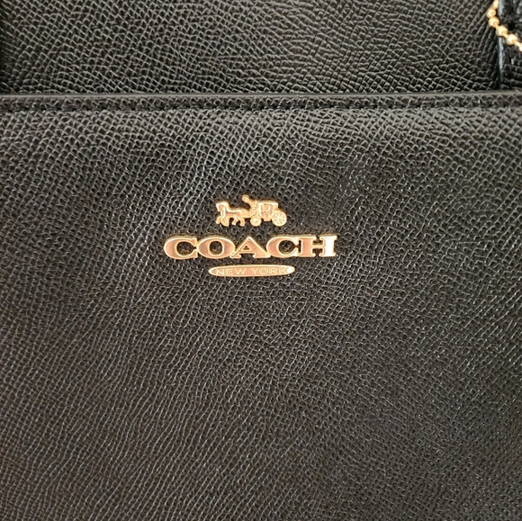 NWT Coach Casey Tote - Picture 8 of 9